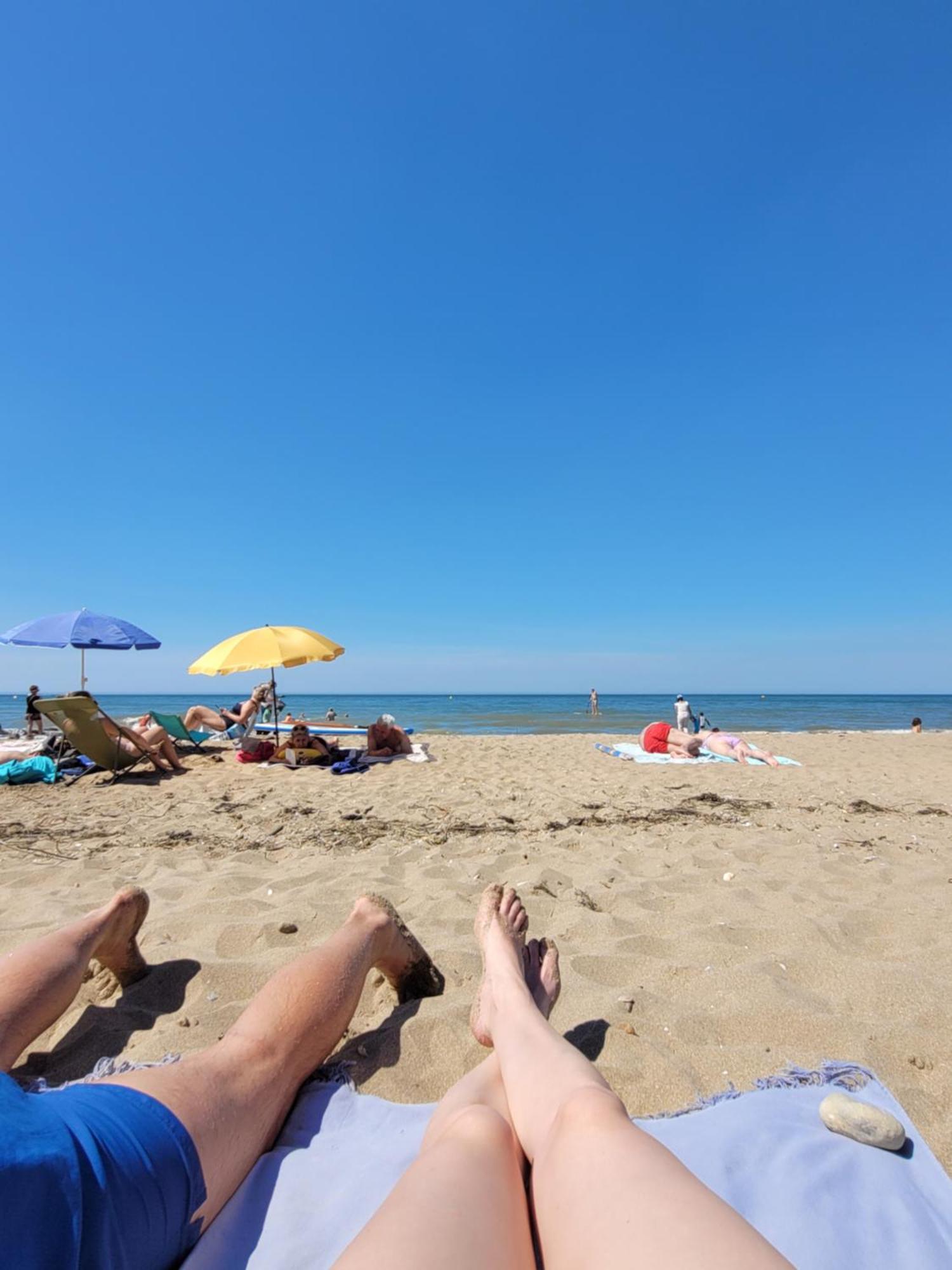 M2M Studio Magnifique Vue Mer - Avec Balcon - Les Pieds Dans L Eau! Блонвиль-сюр-Мер Экстерьер фото